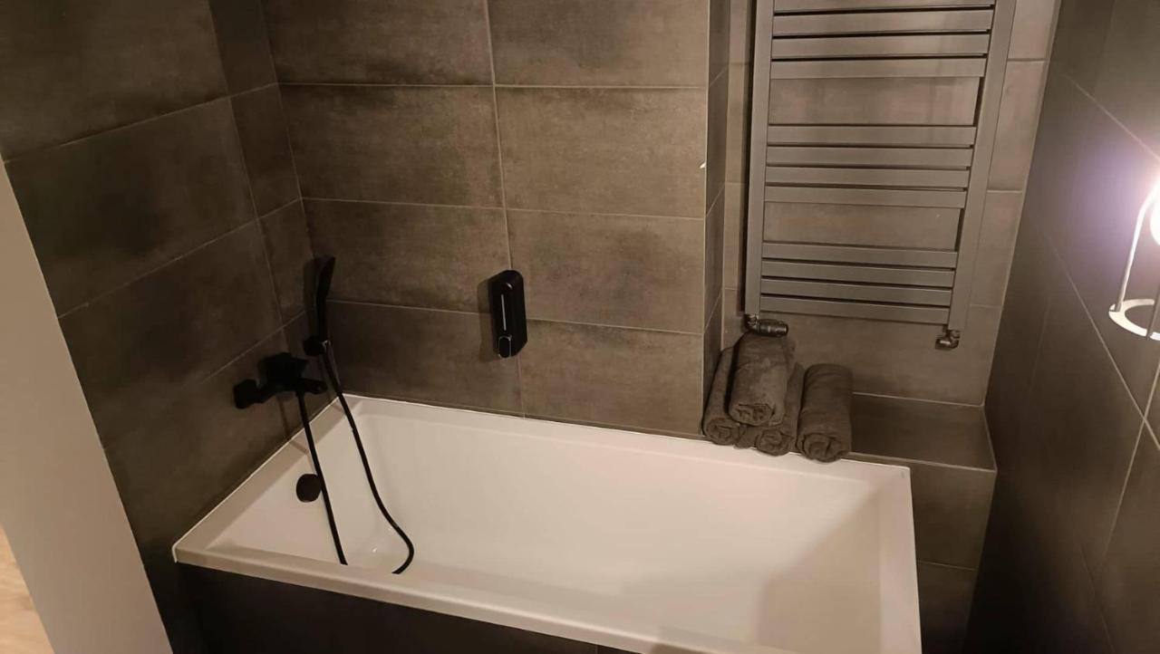 Loft Szewska 6 - Old Town - Parking Free Appartement Stary Toruń Buitenkant foto